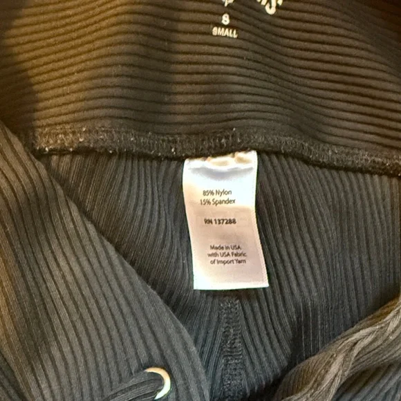 Year of Ours Black Ribbed Football Leggings - Picture 7 of 9